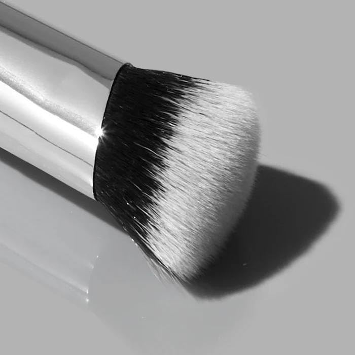 HAUS LABS BY LADY GAGA Cruelty-Free Concealer Brush & ENTEL Aloe vera Sheet Masque (BONUS) HAUS LABS BY LADY GAGAAu supplements
