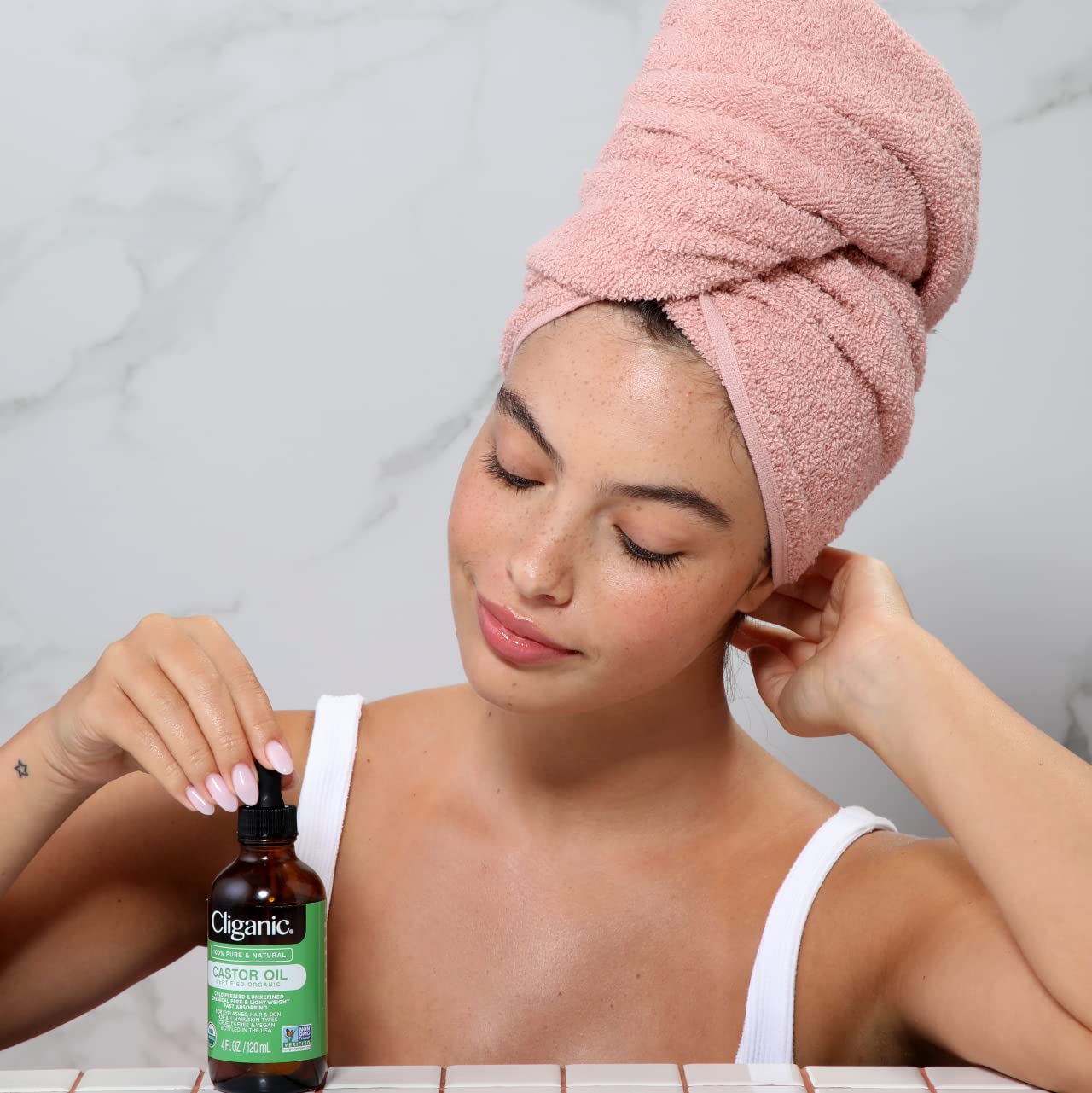 Cliganic Organic Castor Oil, 100% Pure (4oz with Eyelash Kit) - For Eyelashes, Eyebrows, Hair & Skin CliganicAu supplements