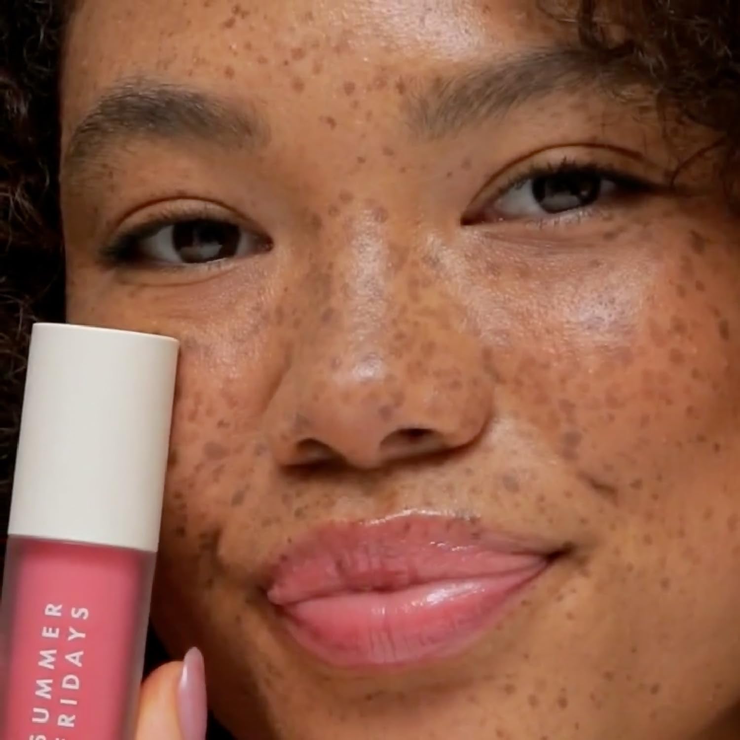 Summer Fridays Dream Lip Oil - Hydrating Tinted Lip Gloss Oil - Non-Sticky Formula with Skincare Benefits for Long-Lasting Softness + Shine - Effortless Beauty Gifts - Pink Cloud (0.15 Oz) Summer FridaysAu supplements