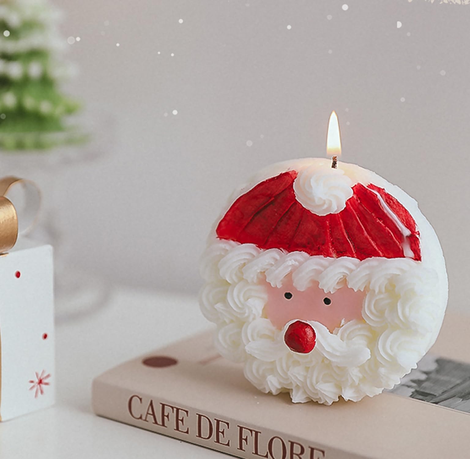 Christmas Cake Scented Candle,110G Handmade Aroma Soy Wax Santa Claus Decorative Candle T-shinAu supplements