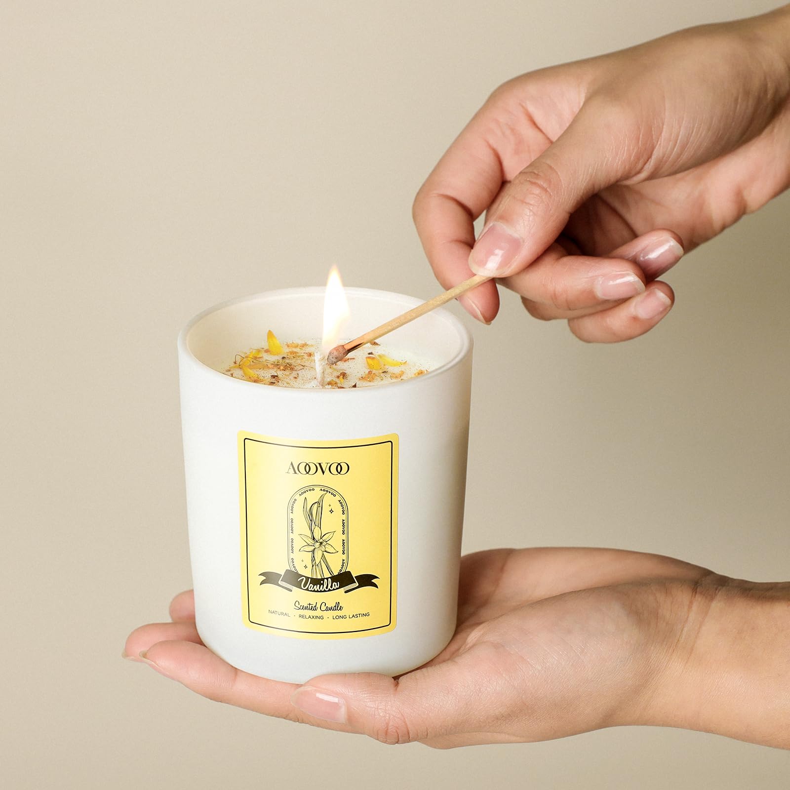 Vanilla Soy Candles Gift for Women - Aromatherapy Candle with Crystals Inside, 10oz Natural Soy Wax Candles AOOVOOAu supplements