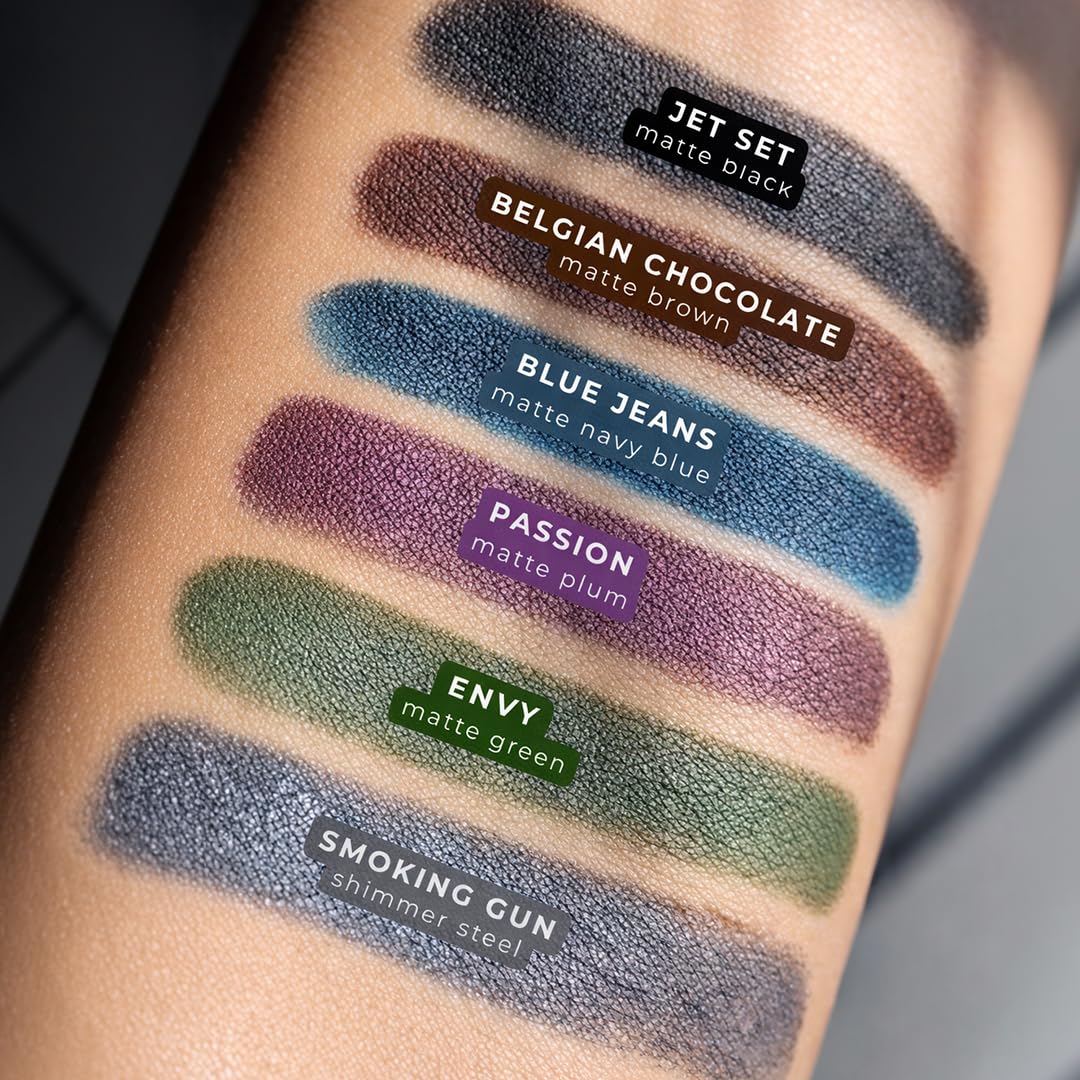 Honeybee Gardens Effortless Eye Liner Pencil, Jet Set Black, Smooth Long-Wearing, Rich Pigment, Vegan & Gluten-Free Honeybee GardensAu supplements
