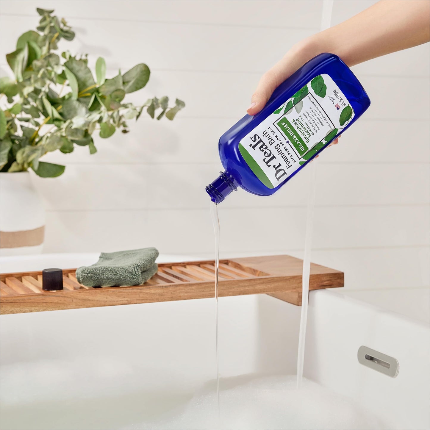 Dr Teal's Foaming Bath with Pure Epsom Salt, Relax & Relief with Eucalyptus & Spearmint Dr Teal'sUS supplements