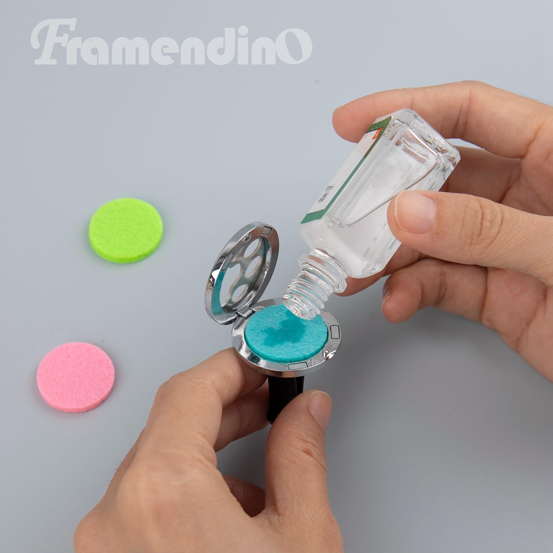 Framendino, 2 Pack Dog Paw Print Locket for Essential Oil Diffuser with 20 Felt Refill Pads FramendinoAu supplements