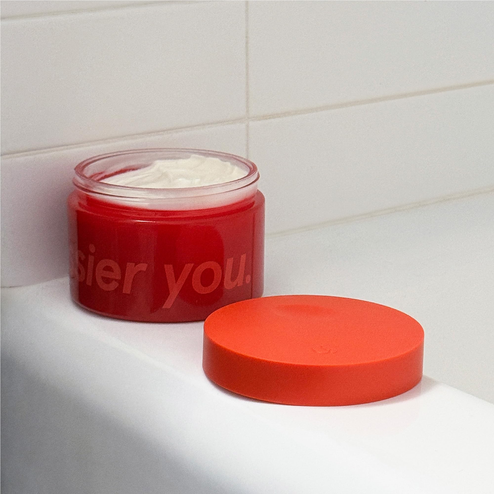 Glossier Crème de You Dry-Touch Body Butter - Signature You Fragrance Scented Body Cream for Dry Skin & 24 Hour Hydration - Shea Butter & Jojoba Oil - Warm & Spicy - Dermatologist-Tested, Vegan, 215ml GlossierAu supplements