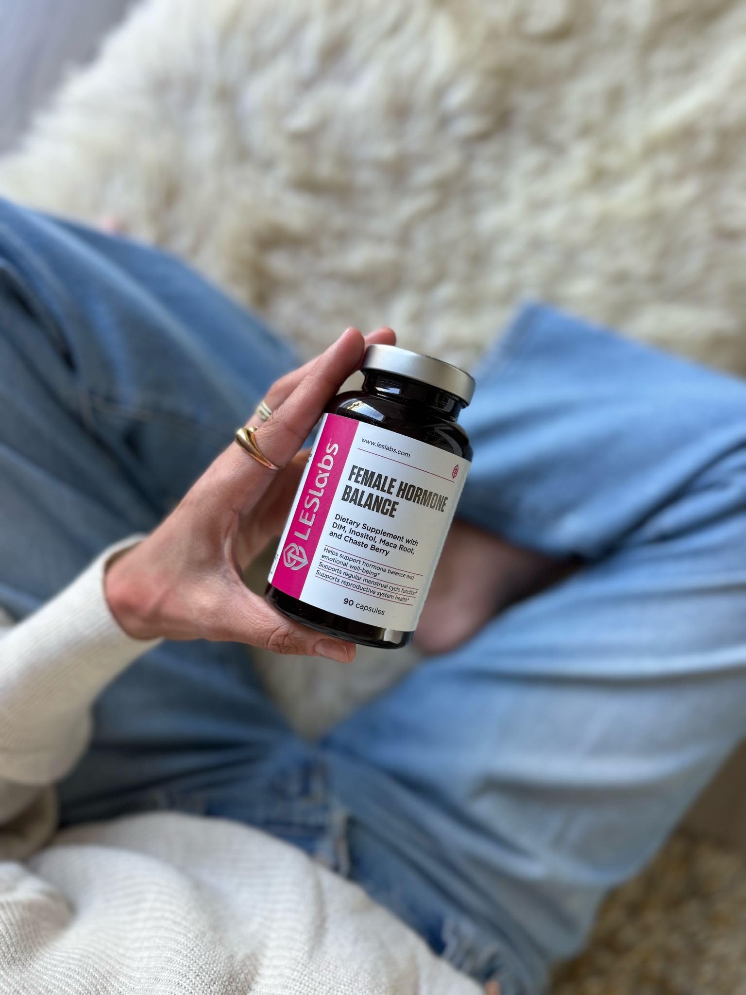 LES Labs Female Hormone Balance Supplement – Hormone Support for Women with Inositol, DIM, Vitex, Chaste Tree, Vitamin B6 & Folate – Menstrual Cycle & Fertility Support – 90 Capsules – Non-GMO LES LabsAu supplements