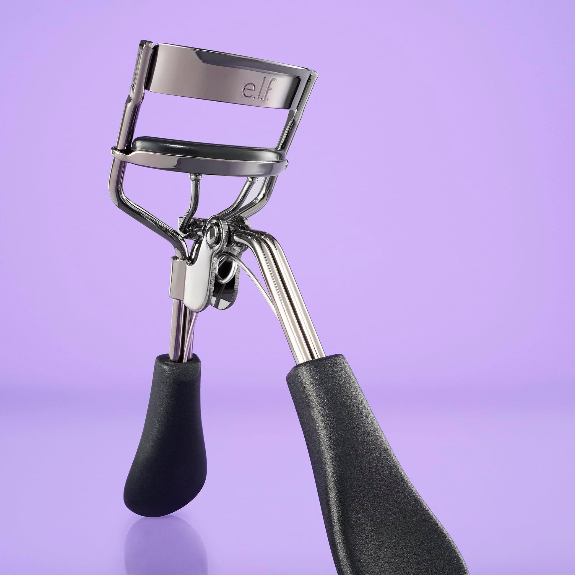 e.l.f. Pro Eyelash Curler, Strong, Contoured, Eye-Opening, Voluminous Lashes, Includes Additional Rubber Replacement Pad, Silver e.l.f.Au supplements