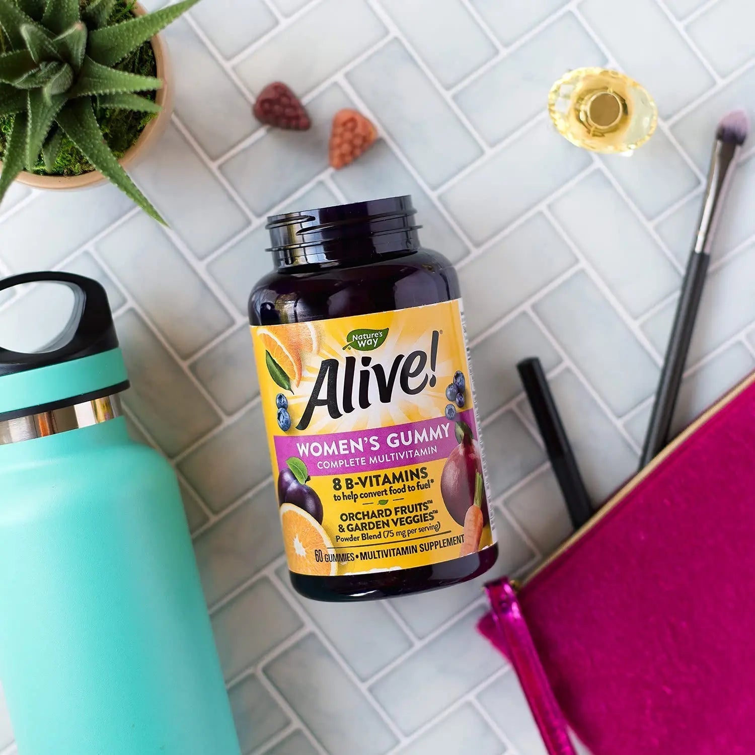 Nature's Way Alive! Women’s Gummy Multivitamin, 16 Vitamins & Minerals, Energy Metabolism*, Hair Skin & Nails Nature's WayAu supplements
