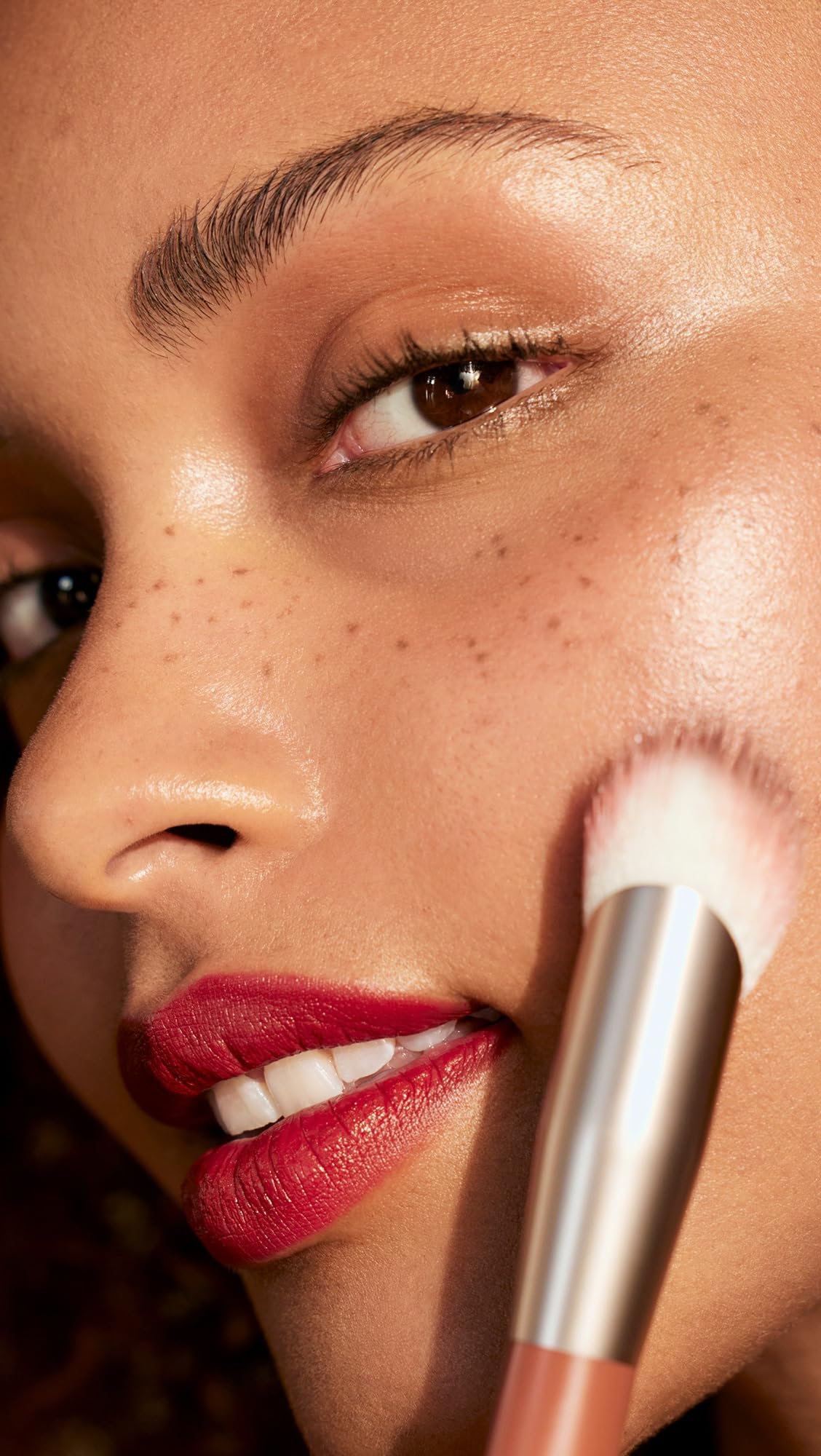 Rose Inc Number 2 Angled Blush Brush - Vegan & Sustainable Makeup Brush for Precise Application Rose IncAu supplements