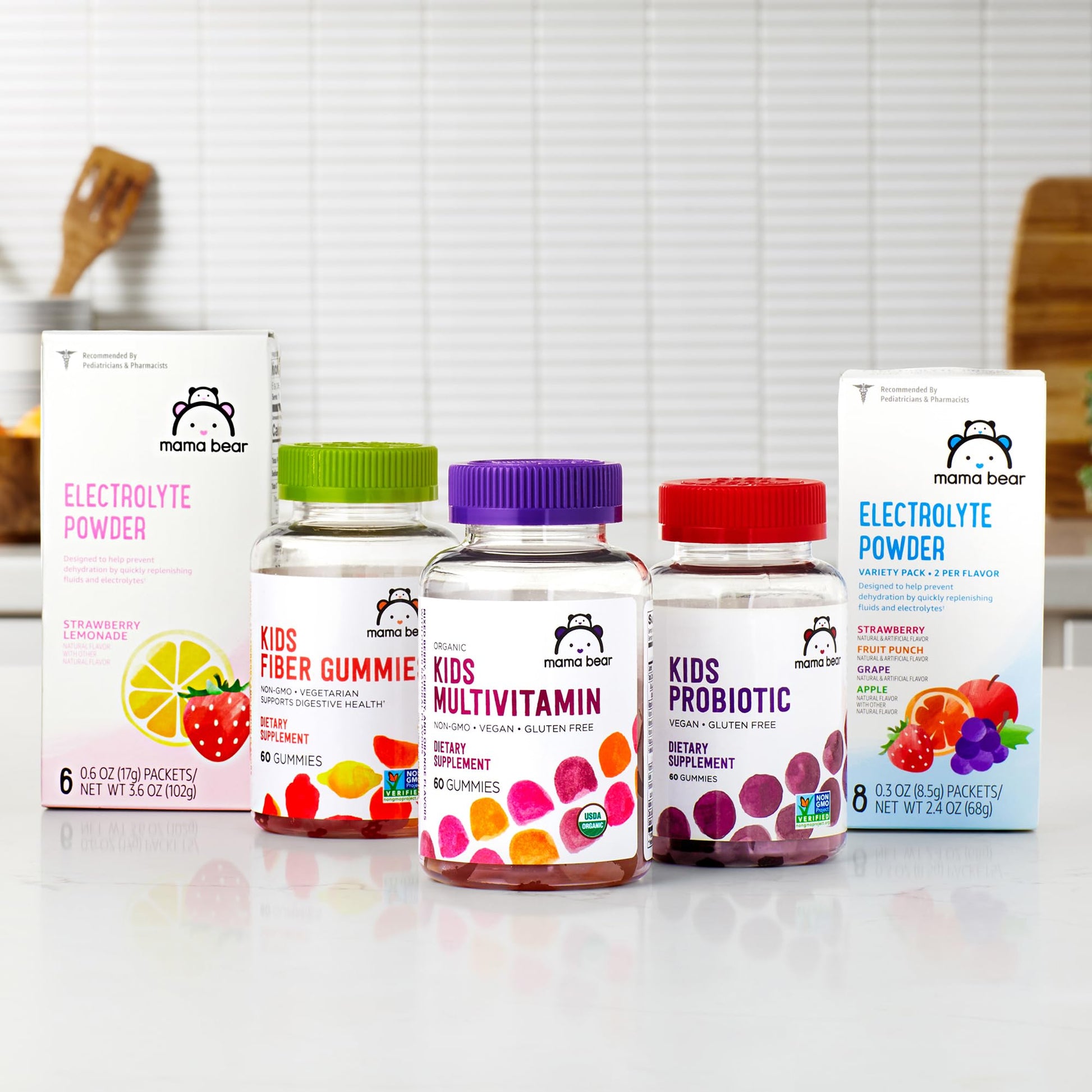 Amazon Brand - Mama Bear Organic Kids Multivitamin, 60 Gummies, 1 Month Supply (Packaging May Vary), Berry, Cherry & Orange Mama BearAu supplements