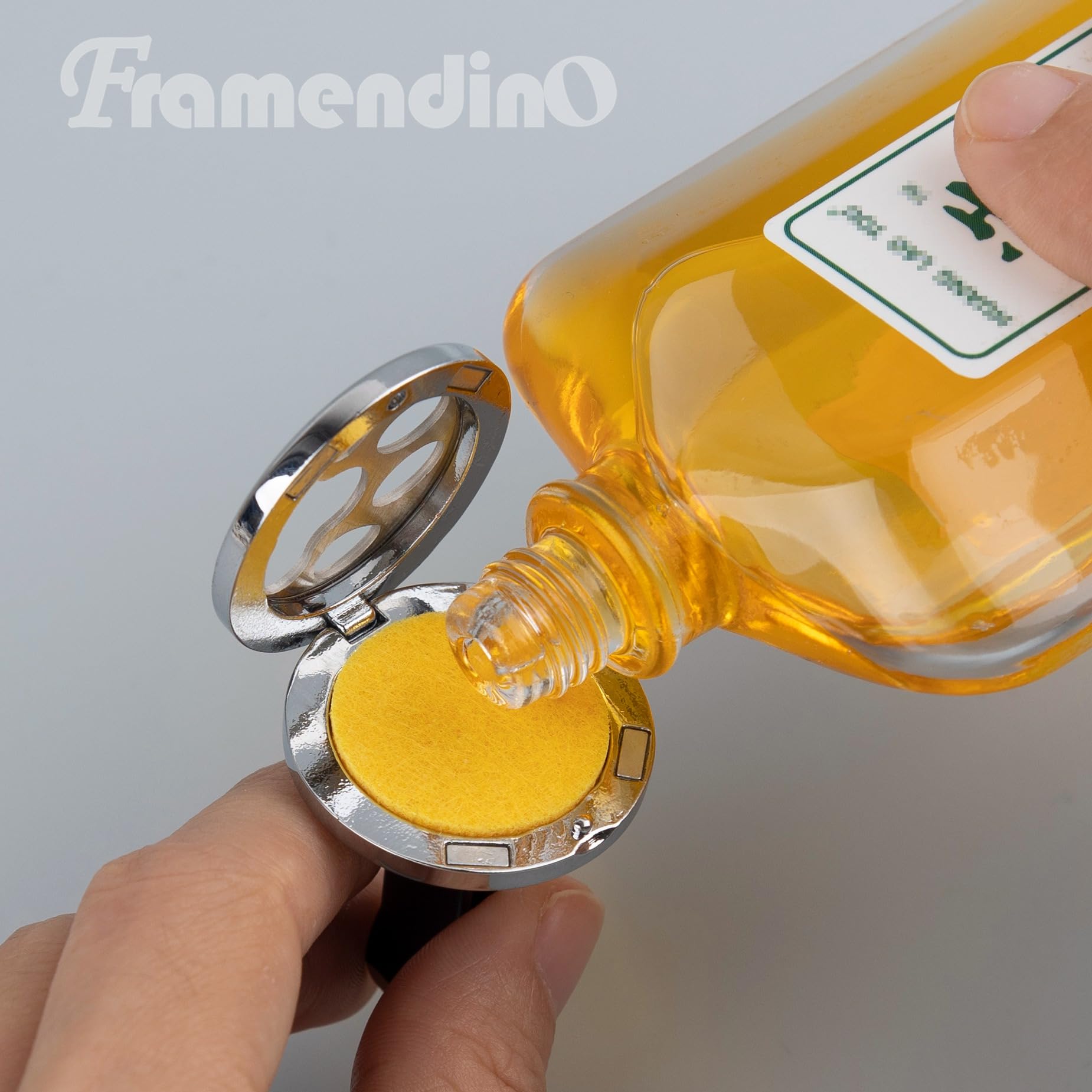 Framendino, 2 Pack Dog Paw Print Locket for Essential Oil Diffuser with 20 Felt Refill Pads FramendinoAu supplements