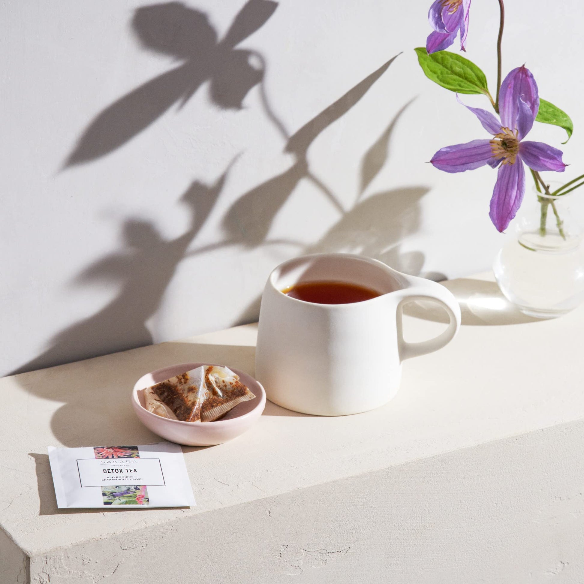 Sakara Detox Tea - Herbal Tea with Rose Petals, Lemon Peel, Lemongrass, & Rooibos SAKARAUS supplements