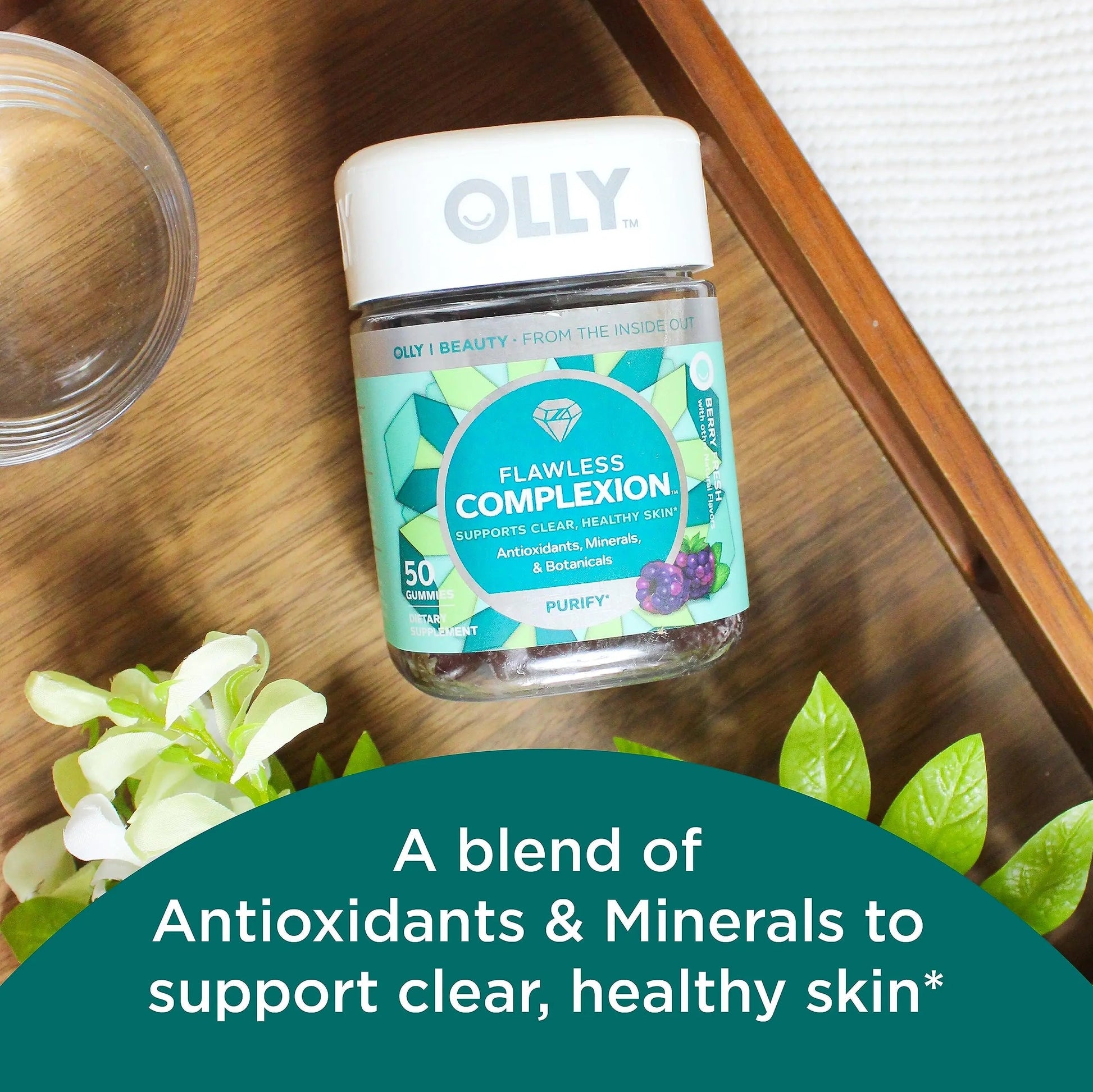 OLLY Undeniable Beauty Gummy & Flawless Complexion Gummy, Clear and Healthy Skin Support, Vitamins E, A, Zinc, Chewable Supplement, Berry - 50 Count (Pack of 1) OLLYAu supplements