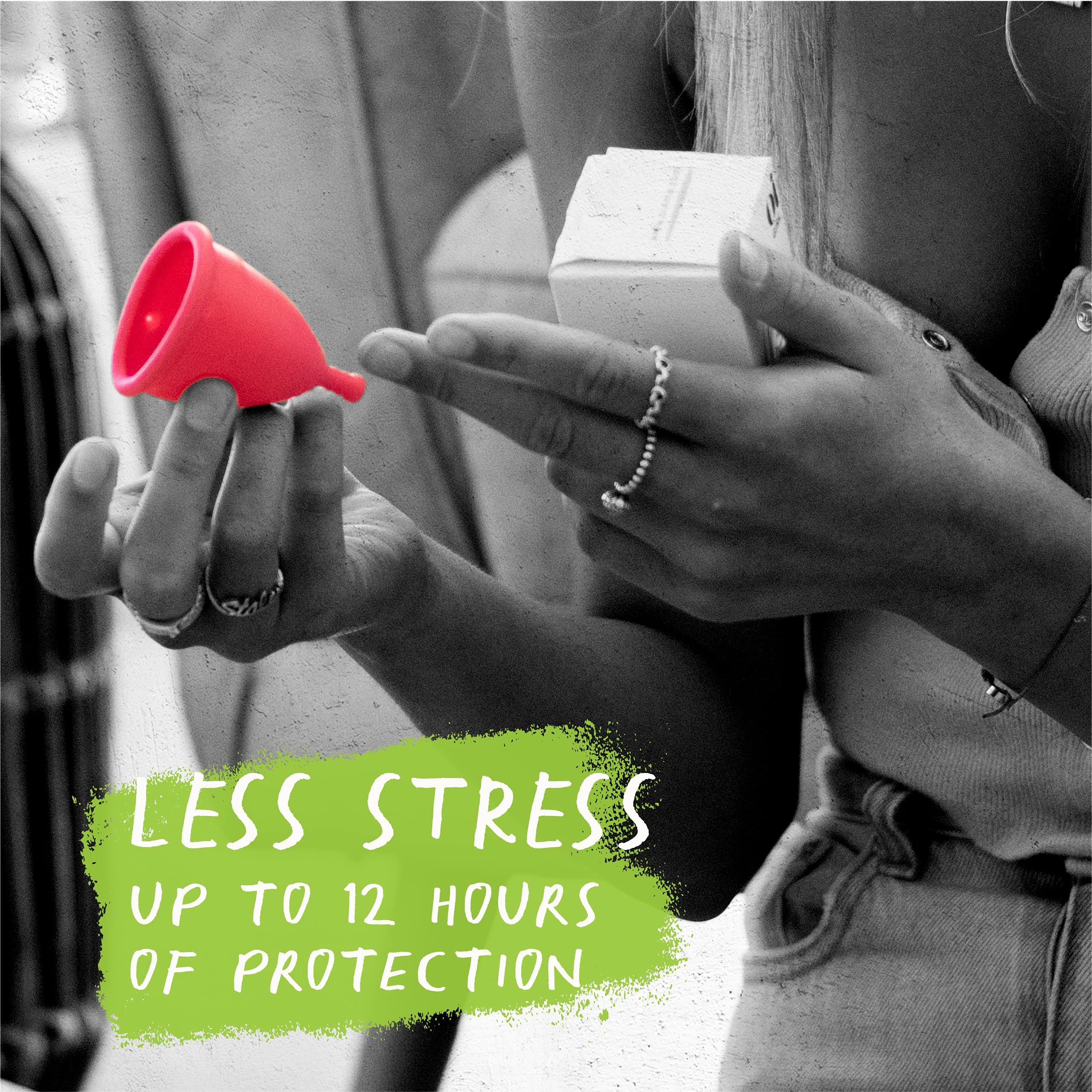 Oi | Organic Initiative - Menstrual Cup | Small - Slim-fit, Wear for 12 hrs | Reusable, Leak Free (17 ml) oiAu supplements